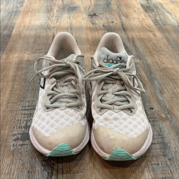 Diadora Mythos Volo 3 - Picture 2 of 11